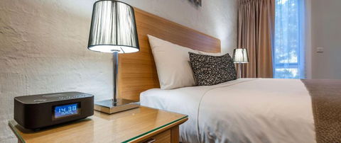 COMFORT INN COACH AND BUSHMANS - Accommodation Broome 3