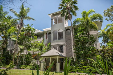 Oasis At Palm Cove - Accommodation Broome 5