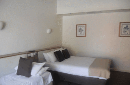 Burkes Hotel Motel - Accommodation Broome