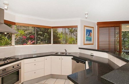 Parkshores Sunshine - Accommodation Broome 3