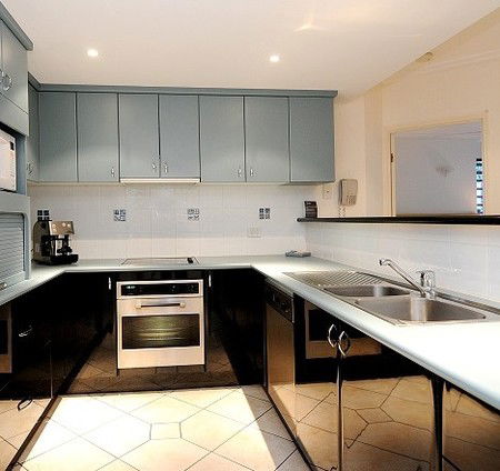 Oasis At Palm Cove - Accommodation Broome 3