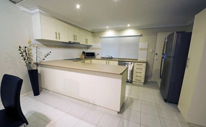 Costa Royale Beachfront Apartments - Accommodation Broome 3
