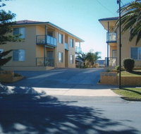 AA Madalena Court Holiday Apartments - Accommodation Broome