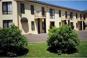 Hopkins House Motel & Apartments - Accommodation Broome 2