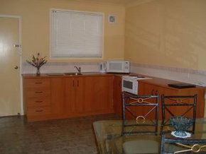 Hopkins House Motel & Apartments - Accommodation Broome 5