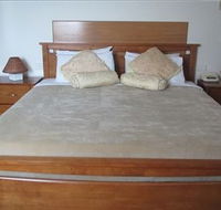 The Plough Hotel - Accommodation Broome