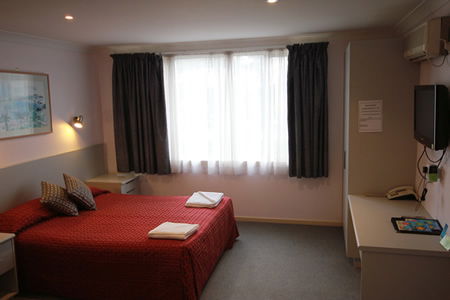 Hume Villa Motor Inn - Accommodation Broome 1