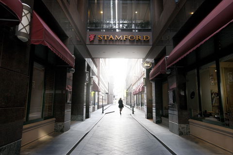 Stamford Plaza Melbourne - Accommodation Broome 2