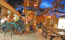 Toddy's Backpackers Resort - Accommodation Broome 4