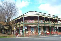Royal Hotel Daylesford - Accommodation Broome 0