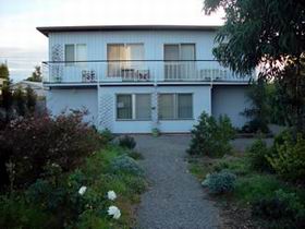 Salty Grape Beach House - Accommodation Broome 0