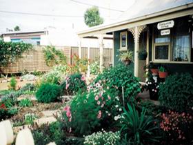 Schoolhouse Cottage - Accommodation Broome 0