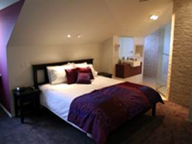 Merlot & Verdelho - Accommodation Broome 0