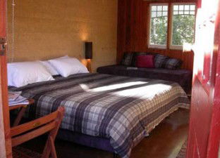 Red Poles - Accommodation Broome 3
