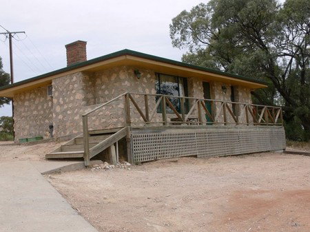 Roonka Riverfront Cottages - Accommodation Broome 2