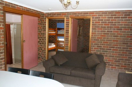 Roonka Riverfront Cottages - Accommodation Broome 5