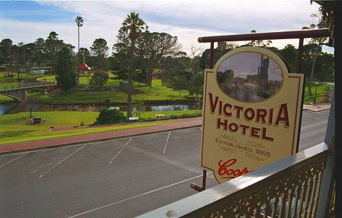 Victoria Hotel - Strathalbyn - Accommodation Broome 4