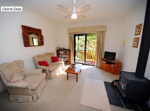 St Helens - Fettlers Cottage - Accommodation Broome 2