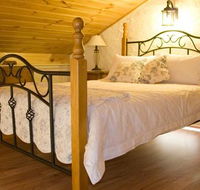 The Old Oak Bed and Breakfast - The Barn - Accommodation Broome