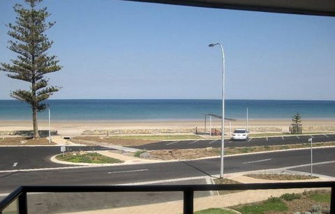 Moana Beach Holiday Apartments - Accommodation Broome 4