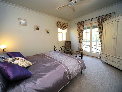 St Helens - The Pavilion - Accommodation Broome 2
