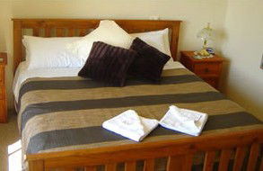 Riverfront Retreat - Accommodation Broome 4