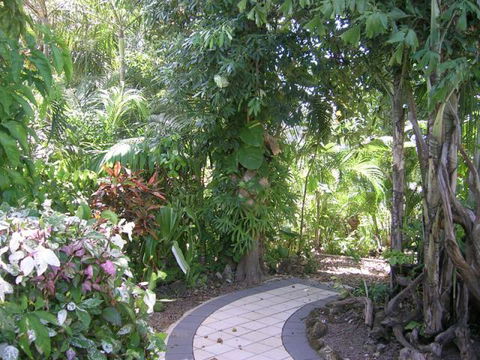 Cooktown Motel Pam's Place - Accommodation Broome 1