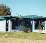 Homelea Accommodation Spa Cottage and Apartments - Accommodation Broome
