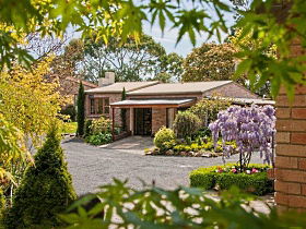 Shingles Riverside Cottages - The - Accommodation Broome 0