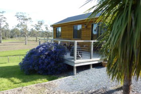 Hazelcreek Cottages - Accommodation Broome 0
