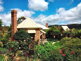 Moving Image Boutique Guest House - Accommodation Broome 0