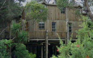 Crayfish Creek Van And Cabin Park And Spa House - Accommodation Broome 3
