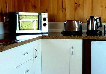 Hazelcreek Cottages - Accommodation Broome 4