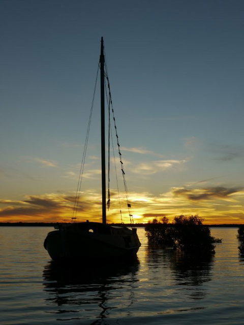 Rainbow Waters Holiday Park - Accommodation Broome 0