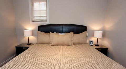 Executive Townhouse, Ballarat - Accommodation Broome 2