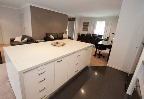 Executive Townhouse, Ballarat - Accommodation Broome 3