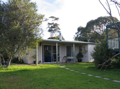 The Lodge - Far Meadow - Accommodation Broome 5
