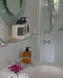 CeeSpray On Owen Bed And Breakfast - Accommodation Broome 3