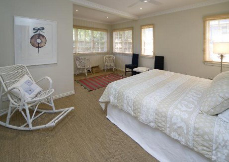 Absolute Waterfront At Hyams Beach - Elandra - Accommodation Broome 3