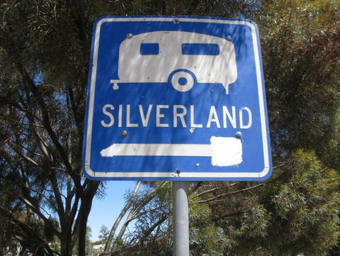 Silverland Caravan Park - Accommodation Broome 0