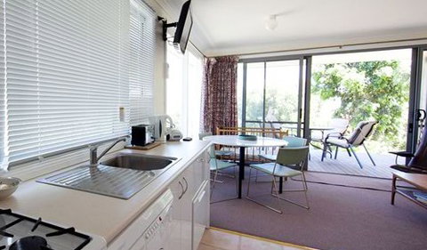 Queens Cottage - Accommodation Broome 2