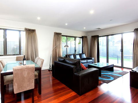 Abode Apartments Albury - Accommodation Broome 4