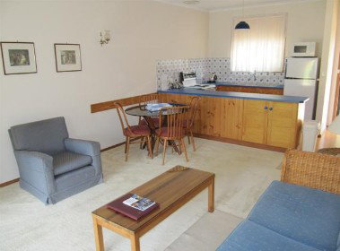 Murray Lodge Holiday Units - Accommodation Broome 3
