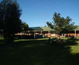 Greenways Holiday Units - Accommodation Broome 3