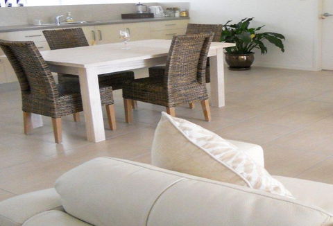 Baffle Retreat Bed And Breakfast - Accommodation Broome 2