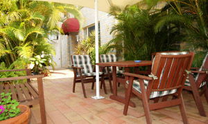 While Away Bed And Breakfast - Accommodation Broome 1