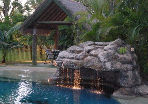 Straddie Bungalows - Accommodation Broome 1