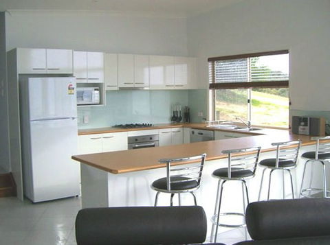 Blue Ocean View Beach House - Accommodation Broome 3