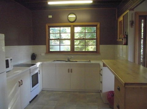 Cedarwood - Holiday Home - Accommodation Broome 6