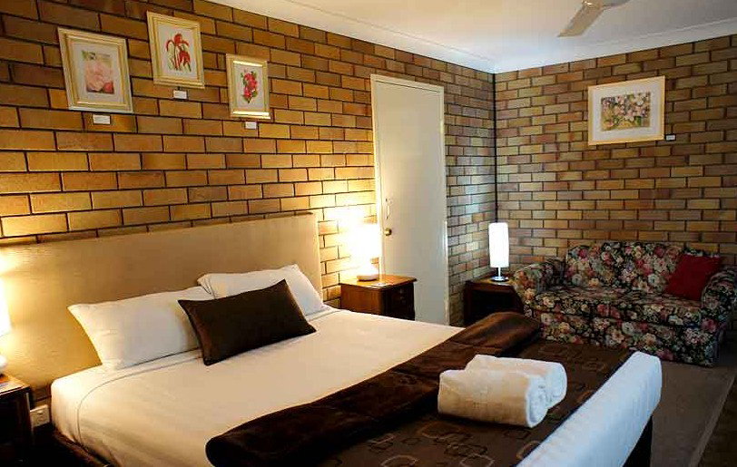 Warwick QLD Accommodation Broome